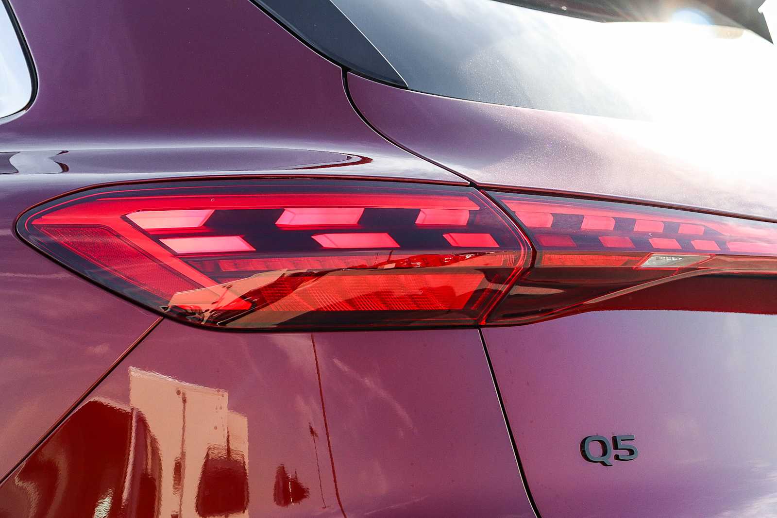 Thumbnail: 2025 Audi Q5 - 12