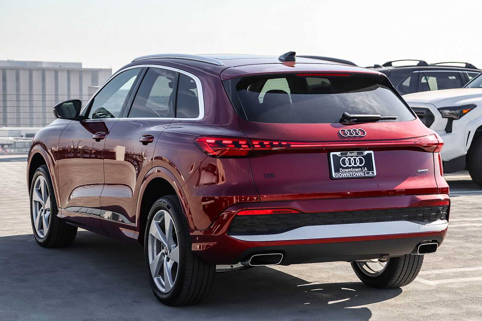 Thumbnail: 2025 Audi Q5 - 6