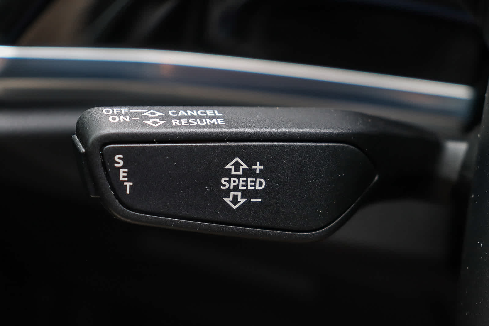 Thumbnail: 2023 Audi Q3 - 32