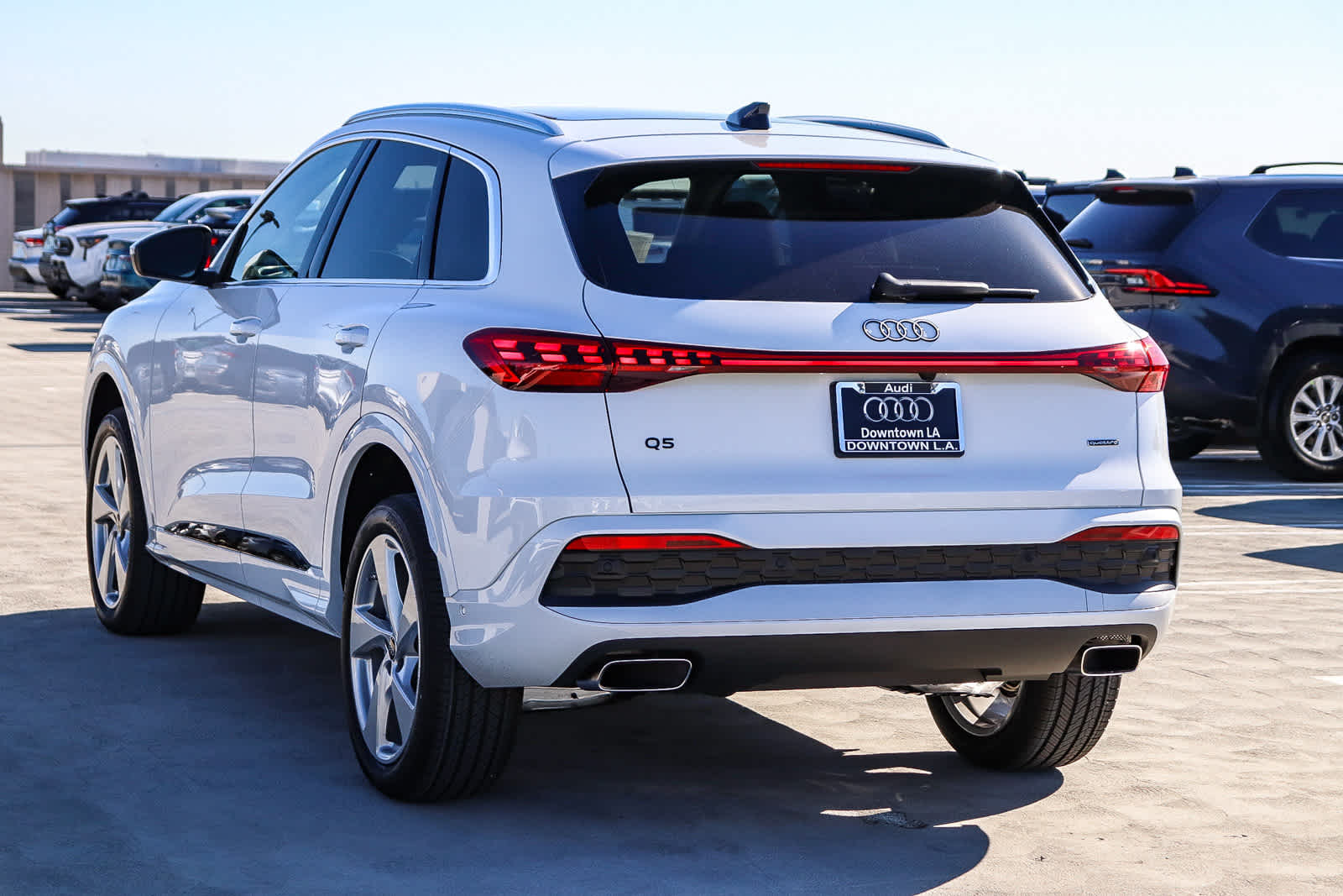 Thumbnail: 2025 Audi Q5 - 6