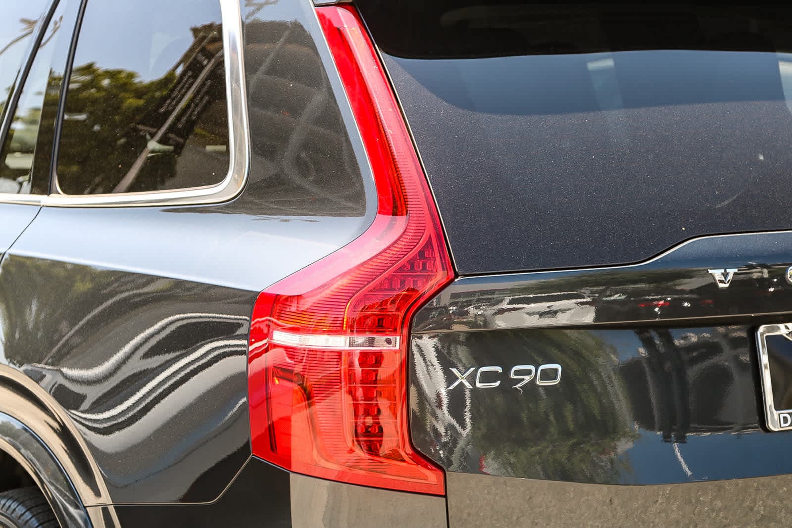 Thumbnail: 2022 Volvo XC90 - 9