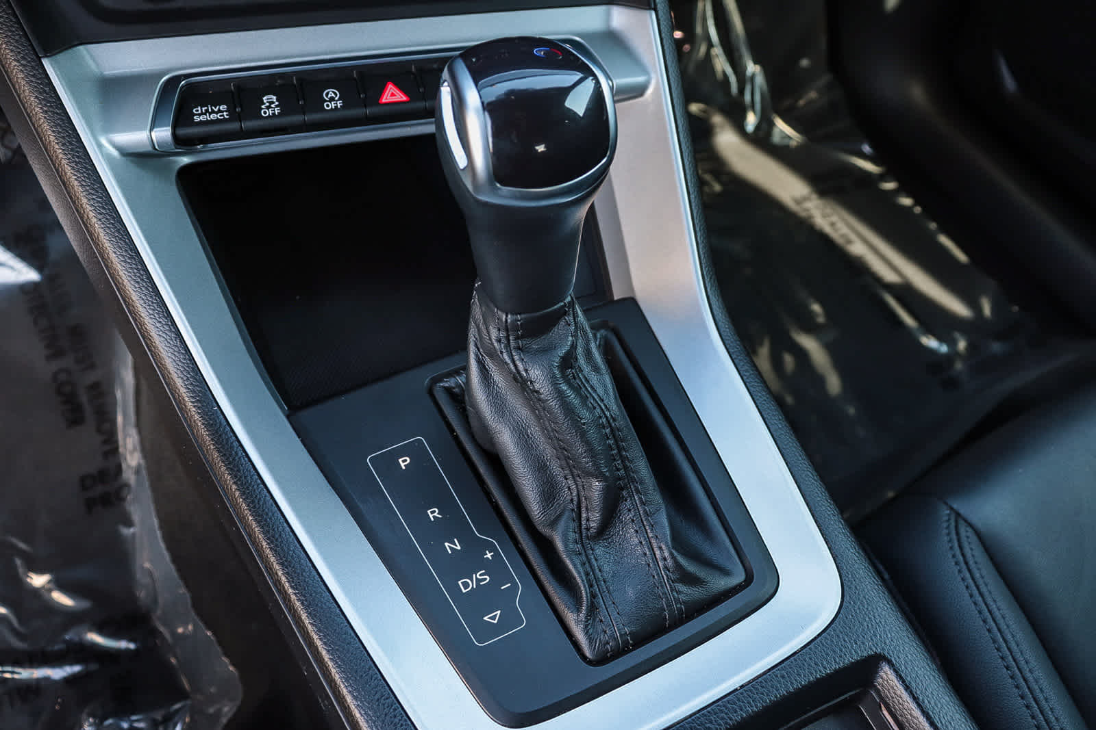 Thumbnail: 2023 Audi Q3 - 24