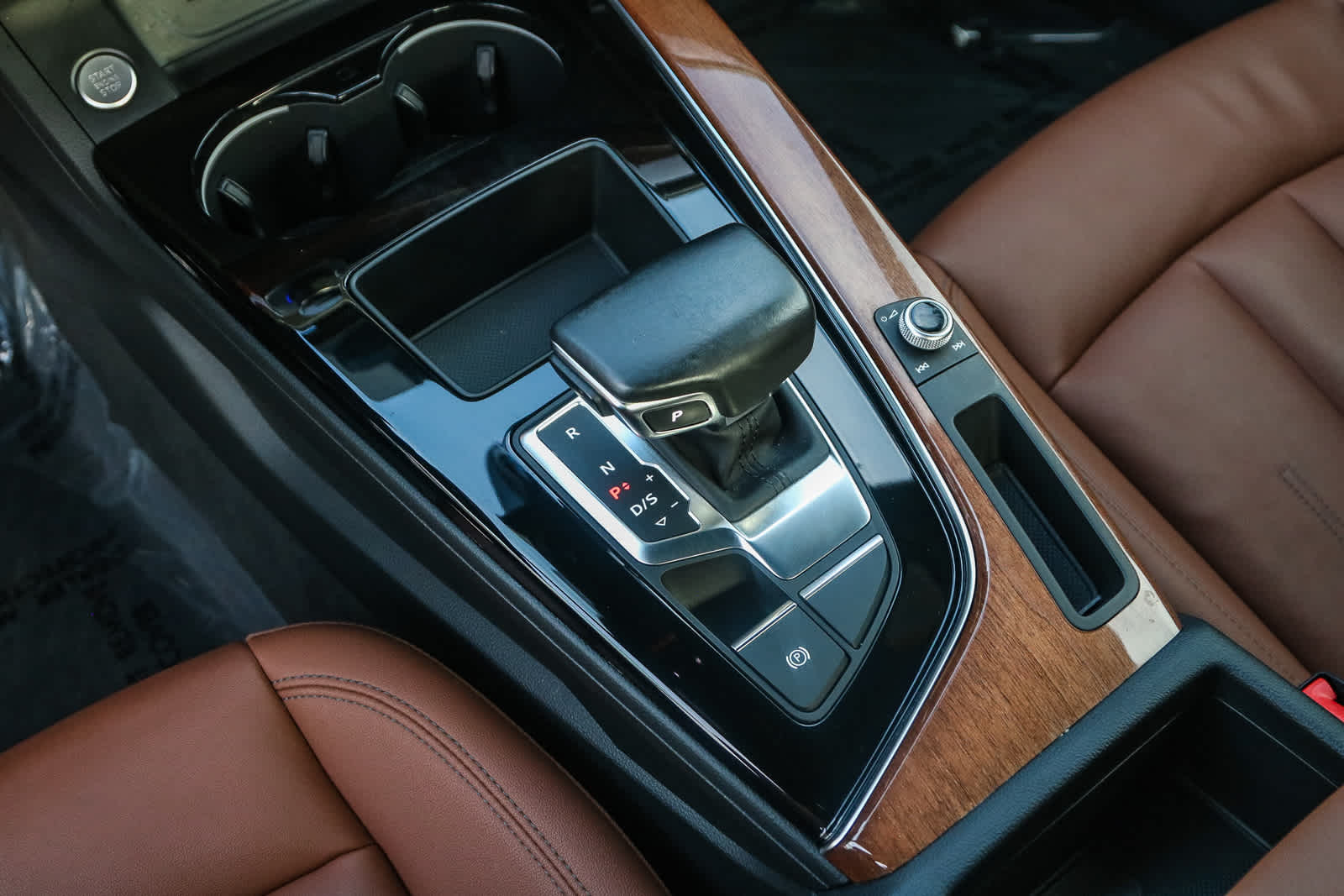 Thumbnail: 2022 Audi A4 - 25