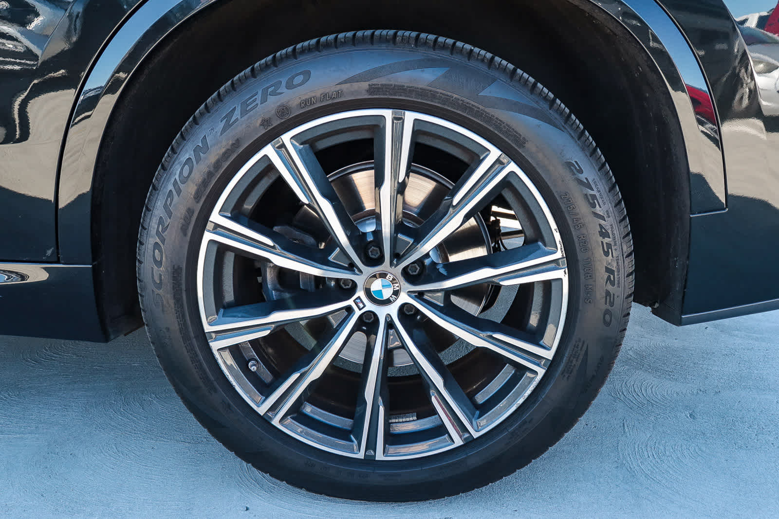 Thumbnail: 2023 BMW X5 - 12