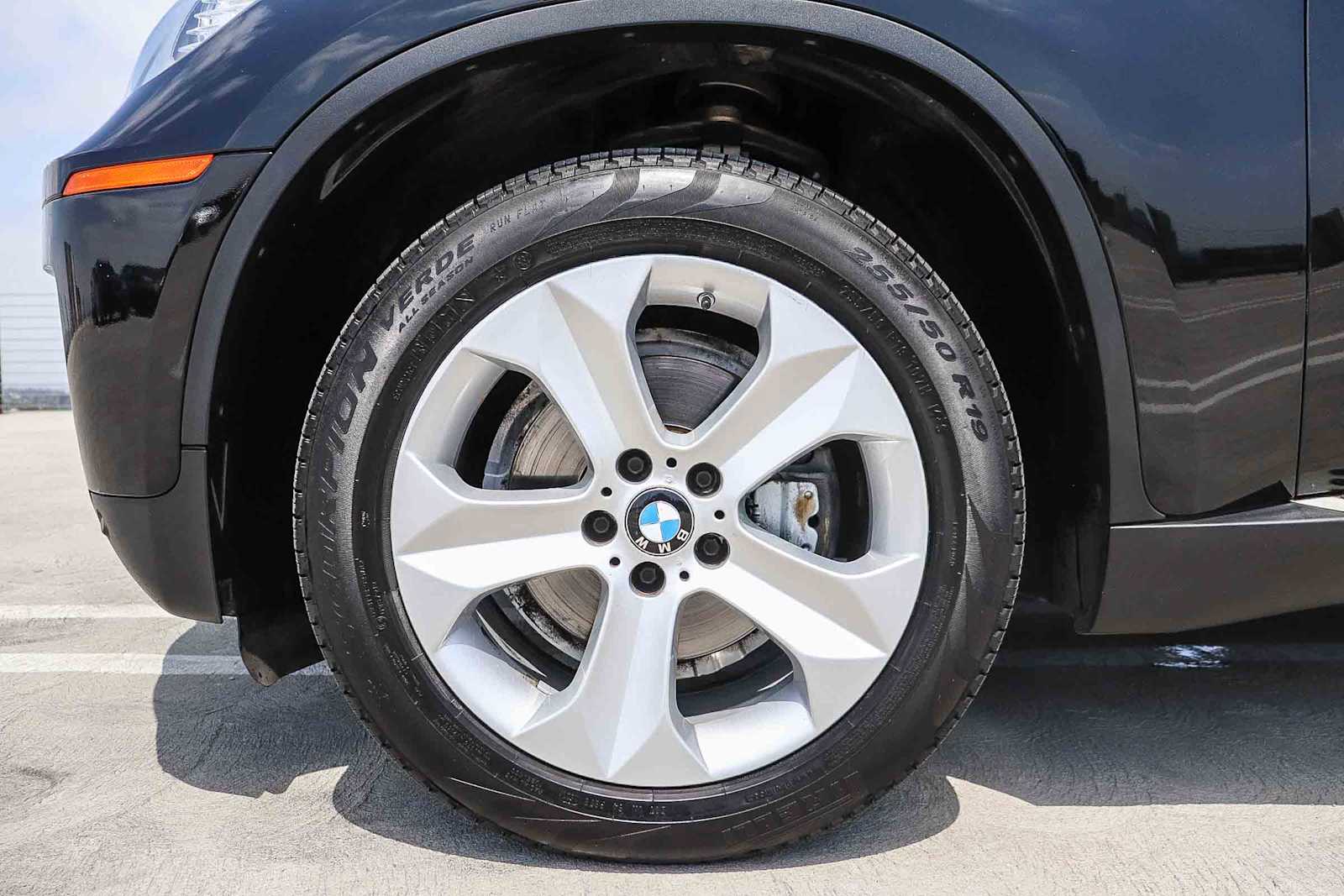 Thumbnail: 2014 BMW X6 - 14