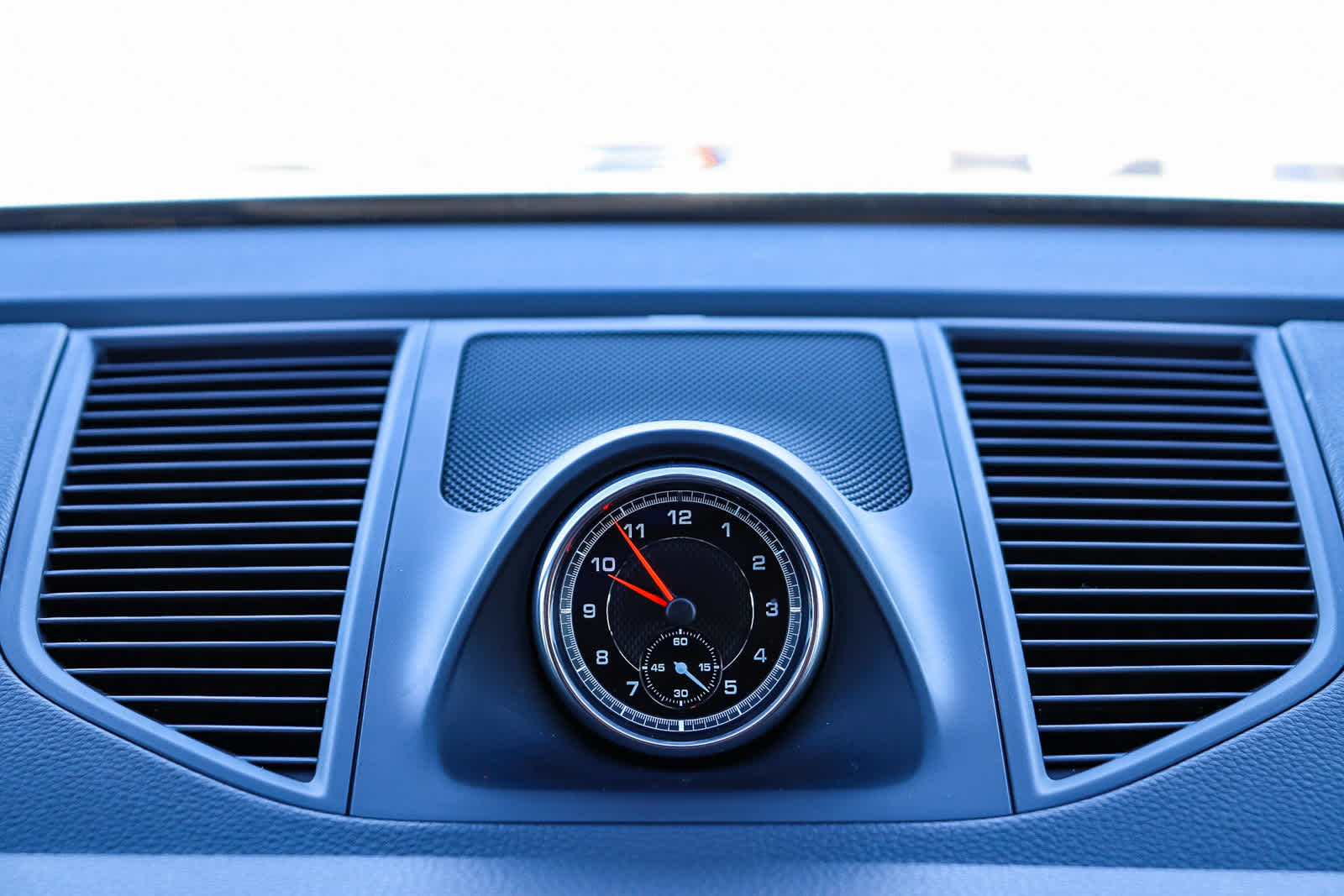 Thumbnail: 2020 Porsche Macan - 17