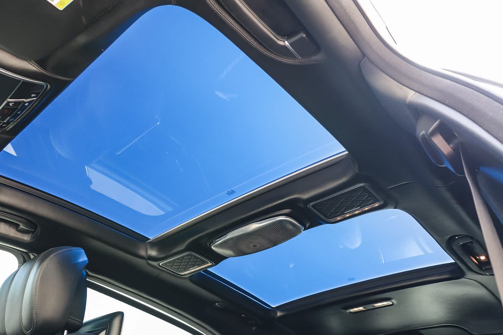 Thumbnail: 2016 Mercedes-Benz S-Class - 47