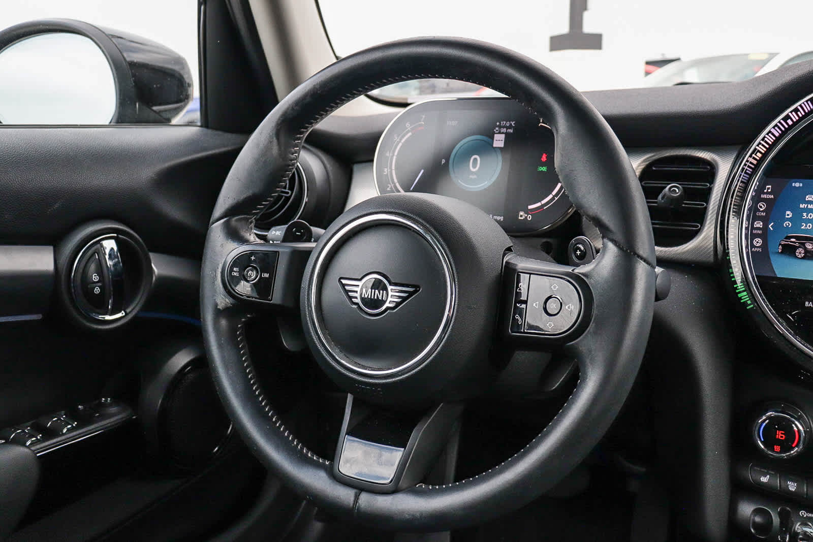 Thumbnail: 2023 MINI Cooper Hardtop - 16