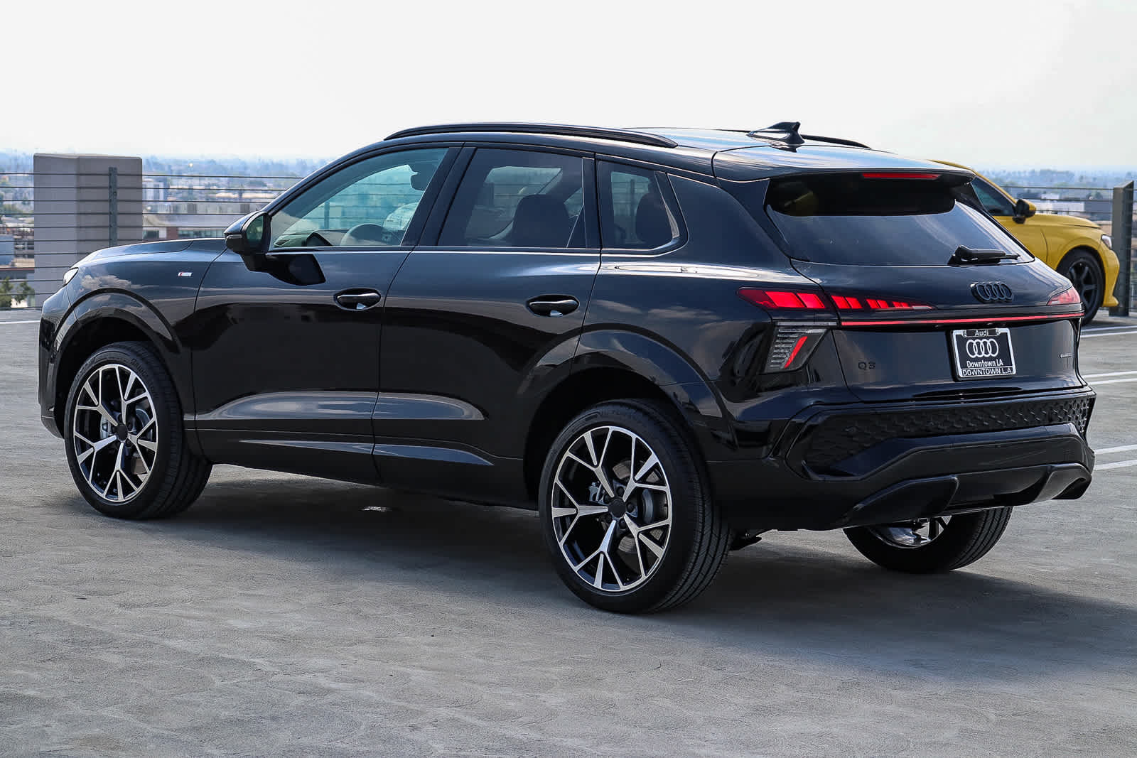 Thumbnail: 2026 Audi Q3 - 6