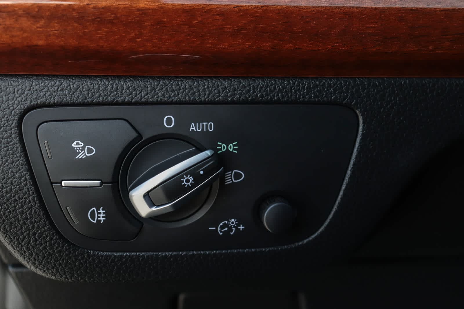 Thumbnail: 2023 Audi Q5 - 31