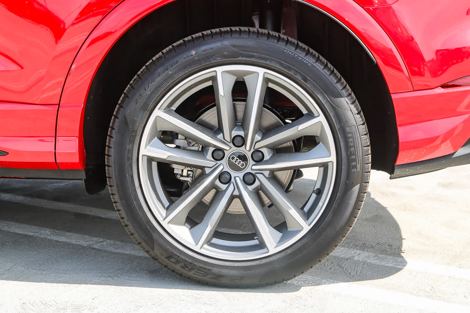 Thumbnail: 2025 Audi Q3 - 10