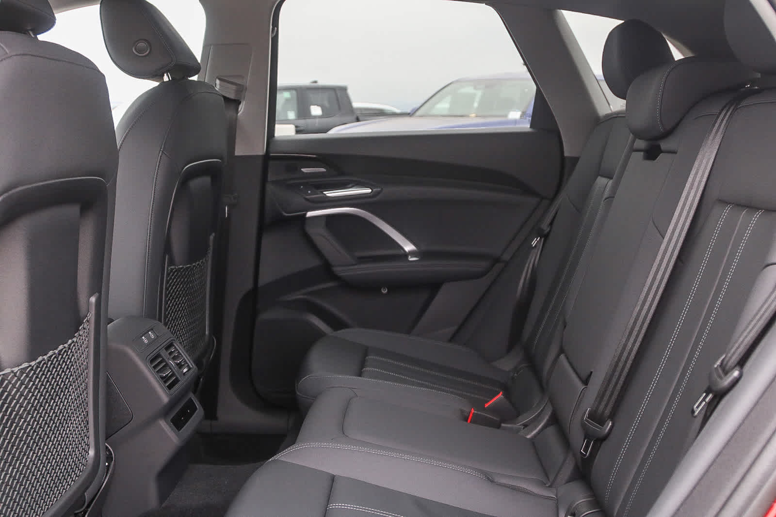 Thumbnail: 2025 Audi Q5 - 18