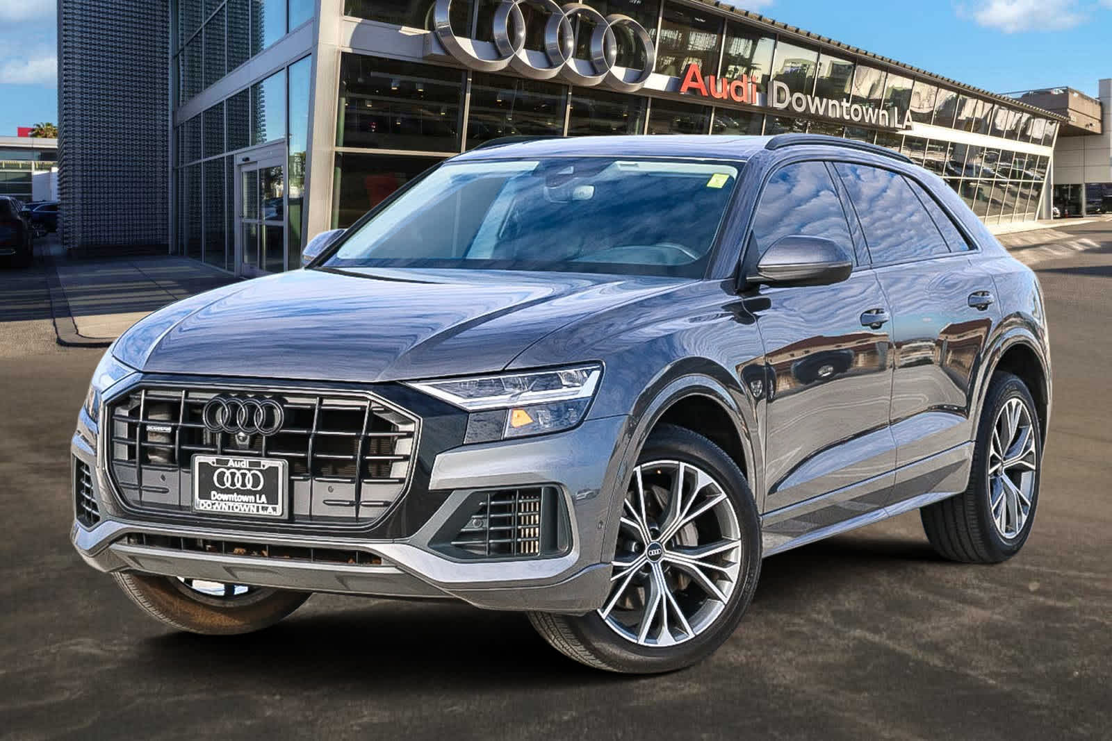 2022 Audi Q8 Premium -
                  Los Angeles, CA