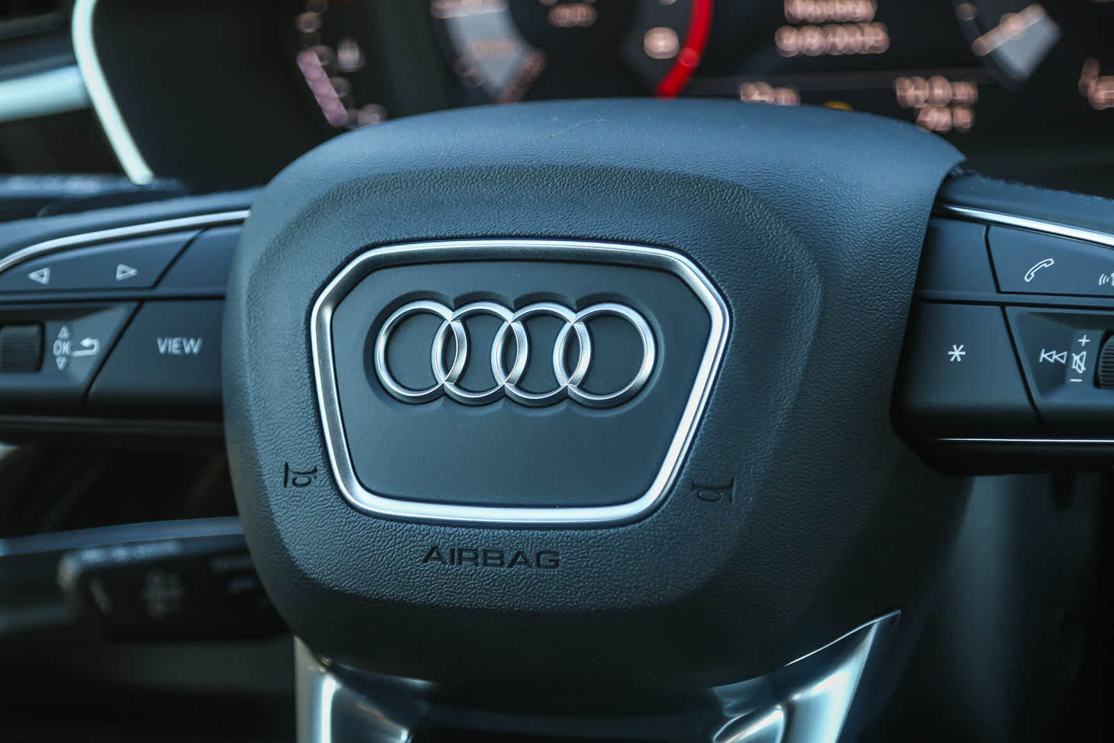 Thumbnail: 2025 Audi Q3 - 24