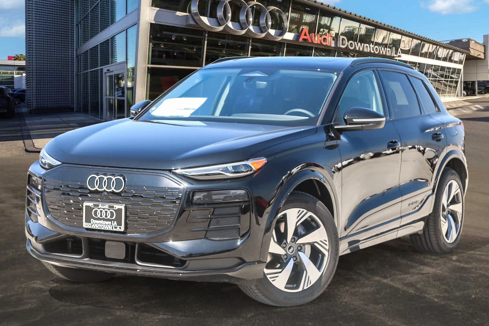 2025 Audi Q6 e-tron Premium -
                  Los Angeles, CA
