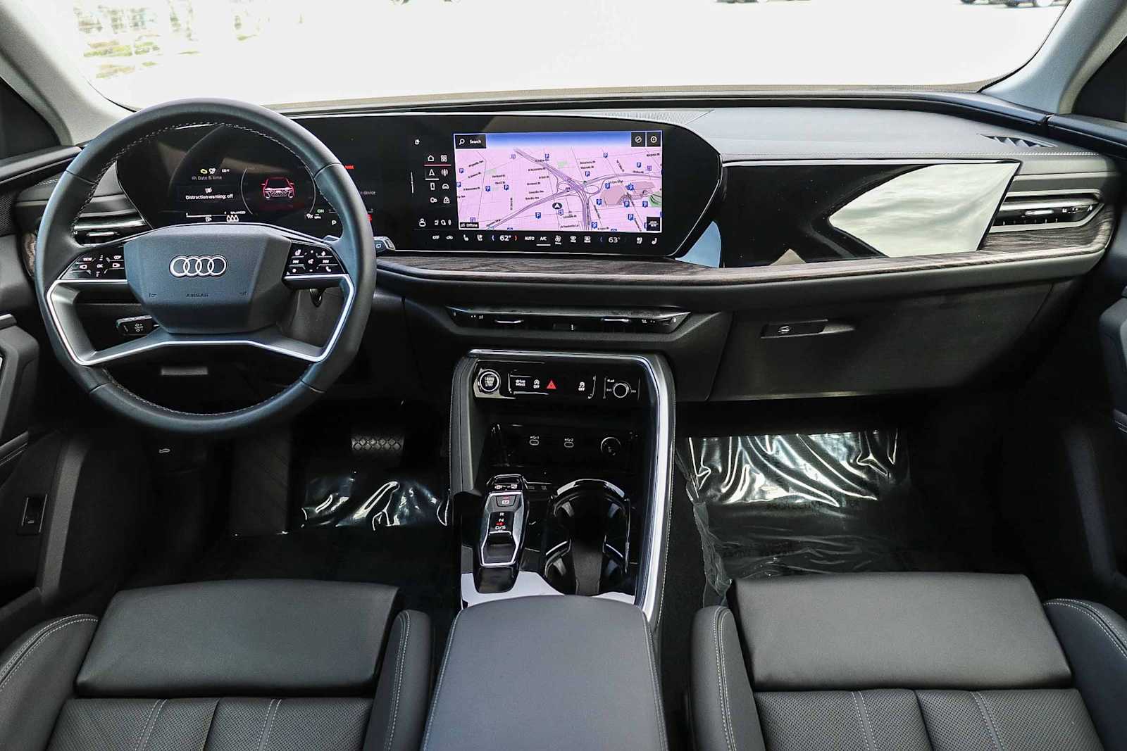 Thumbnail: 2025 Audi Q5 - 16