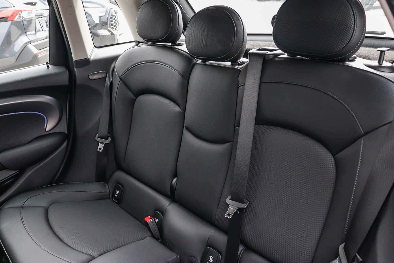 Thumbnail: 2023 MINI Cooper Hardtop - 19