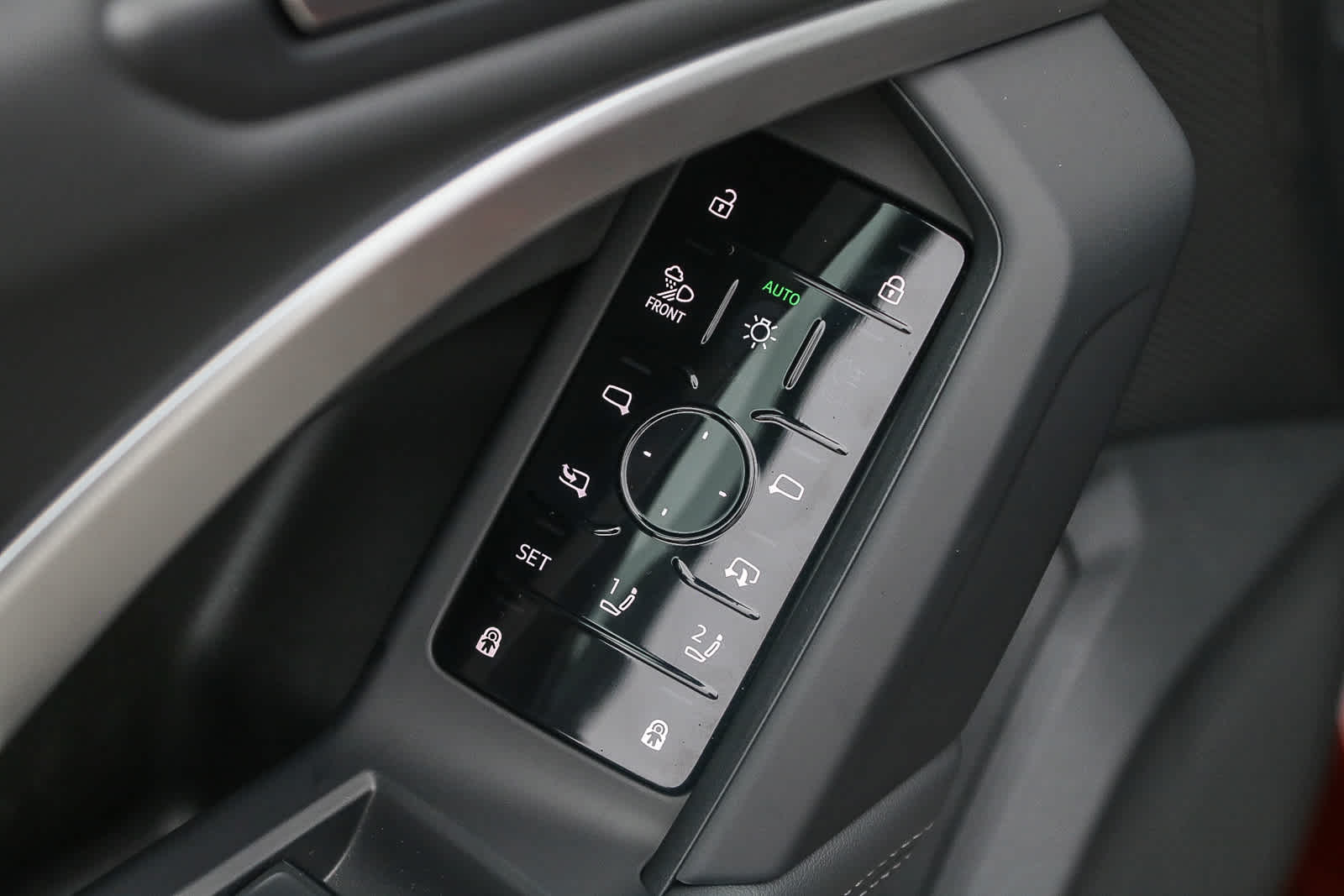 Thumbnail: 2025 Audi Q5 - 23