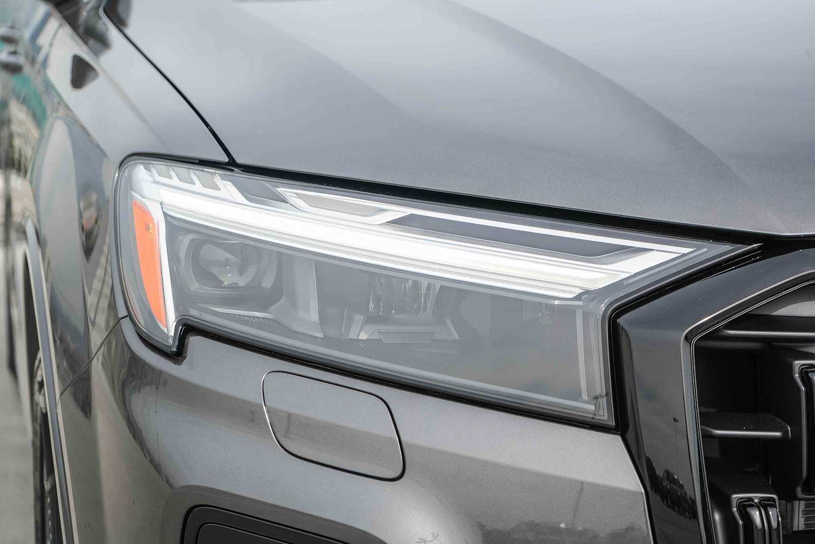 Thumbnail: 2026 Audi Q7 - 4