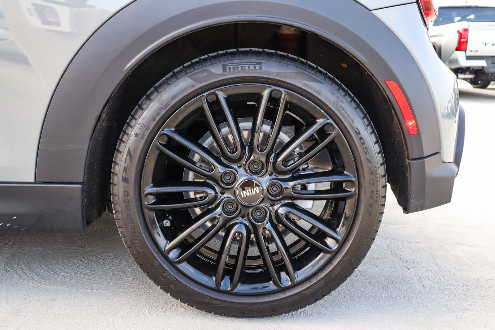 Thumbnail: 2023 MINI Cooper Hardtop - 11