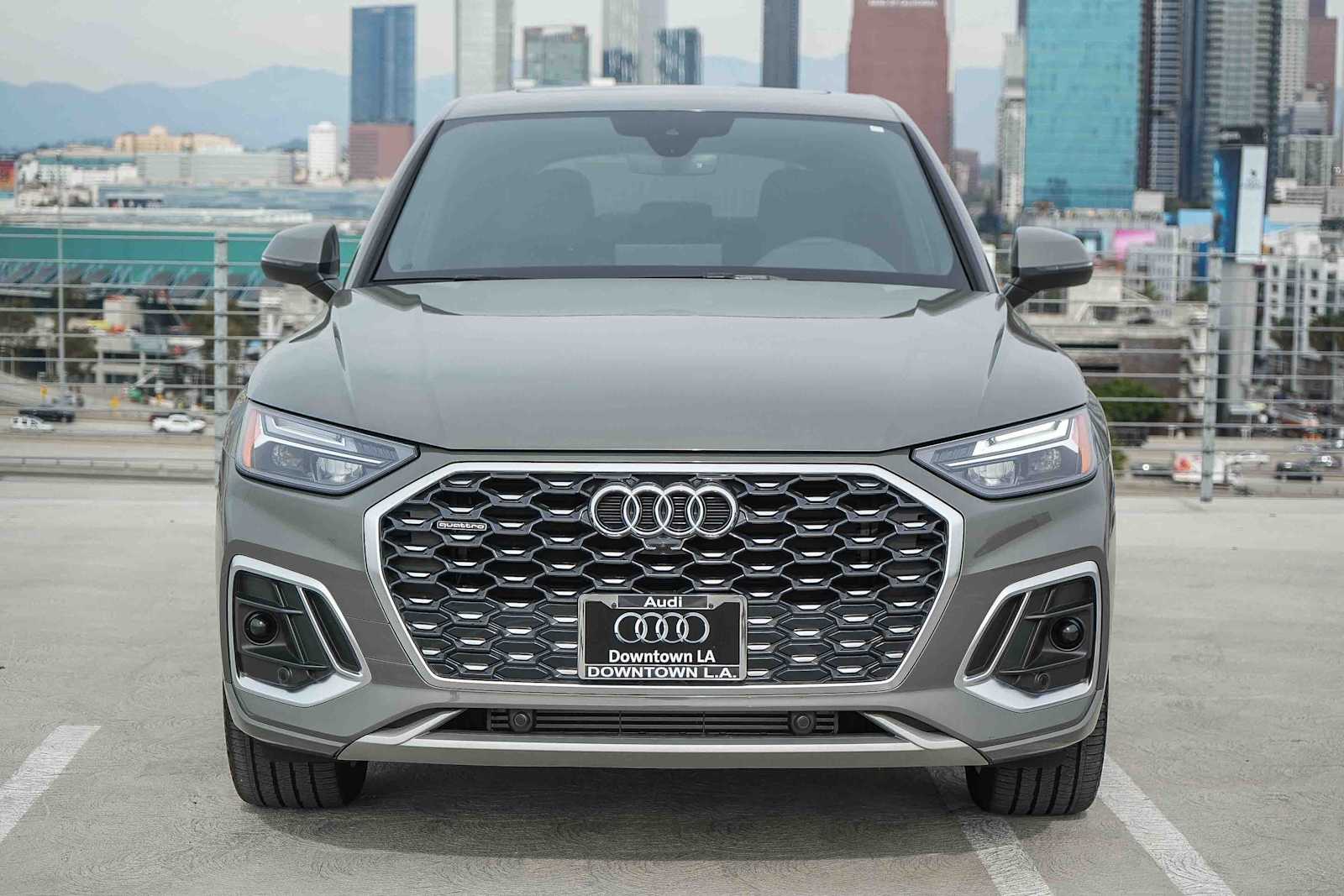 Thumbnail: 2023 Audi Q5 - 2