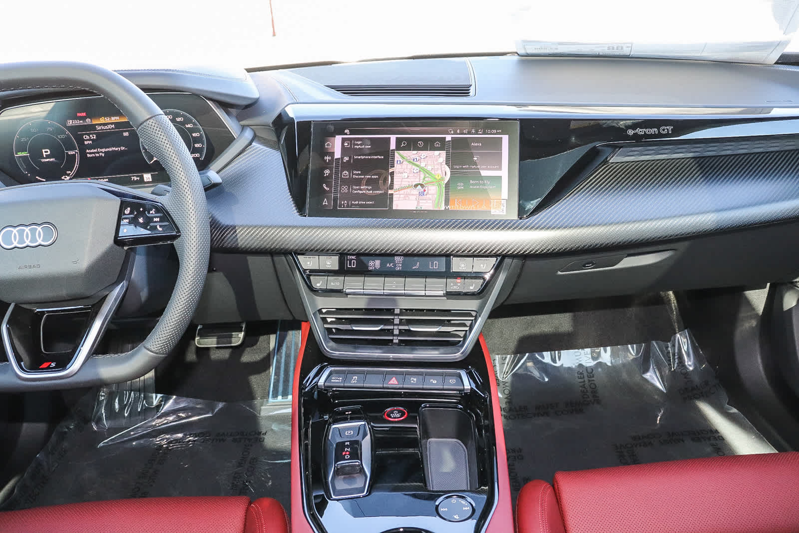 Thumbnail: 2026 Audi e-tron GT - 16