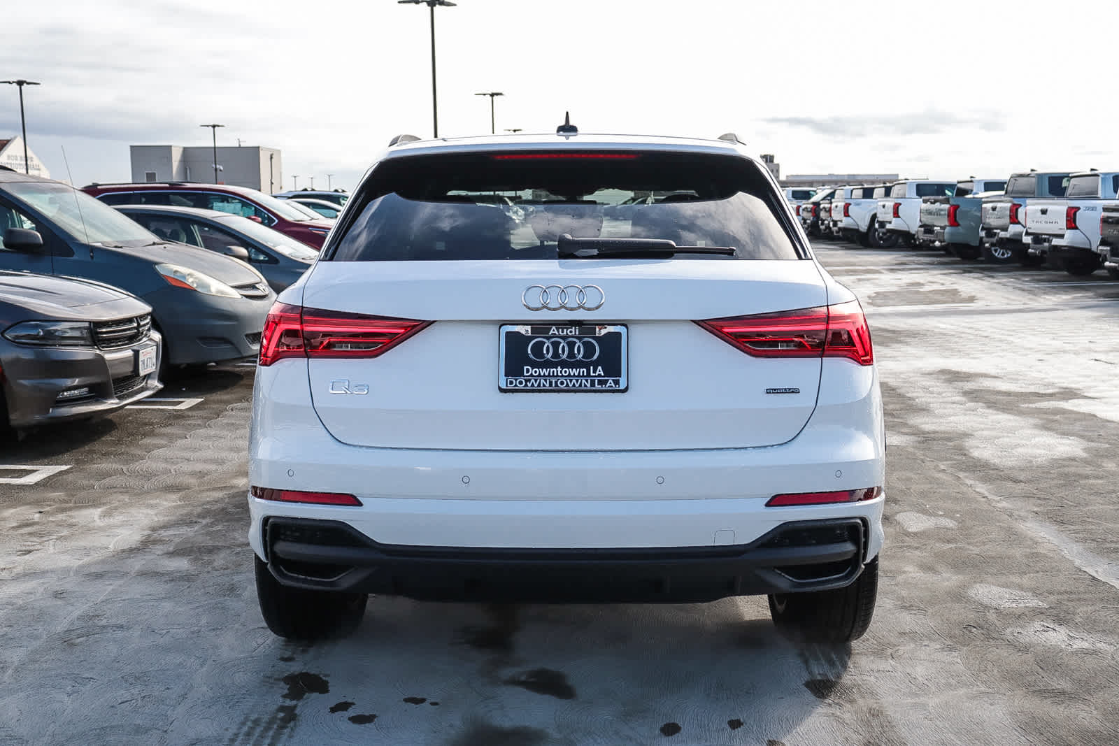 Thumbnail: 2025 Audi Q3 - 8