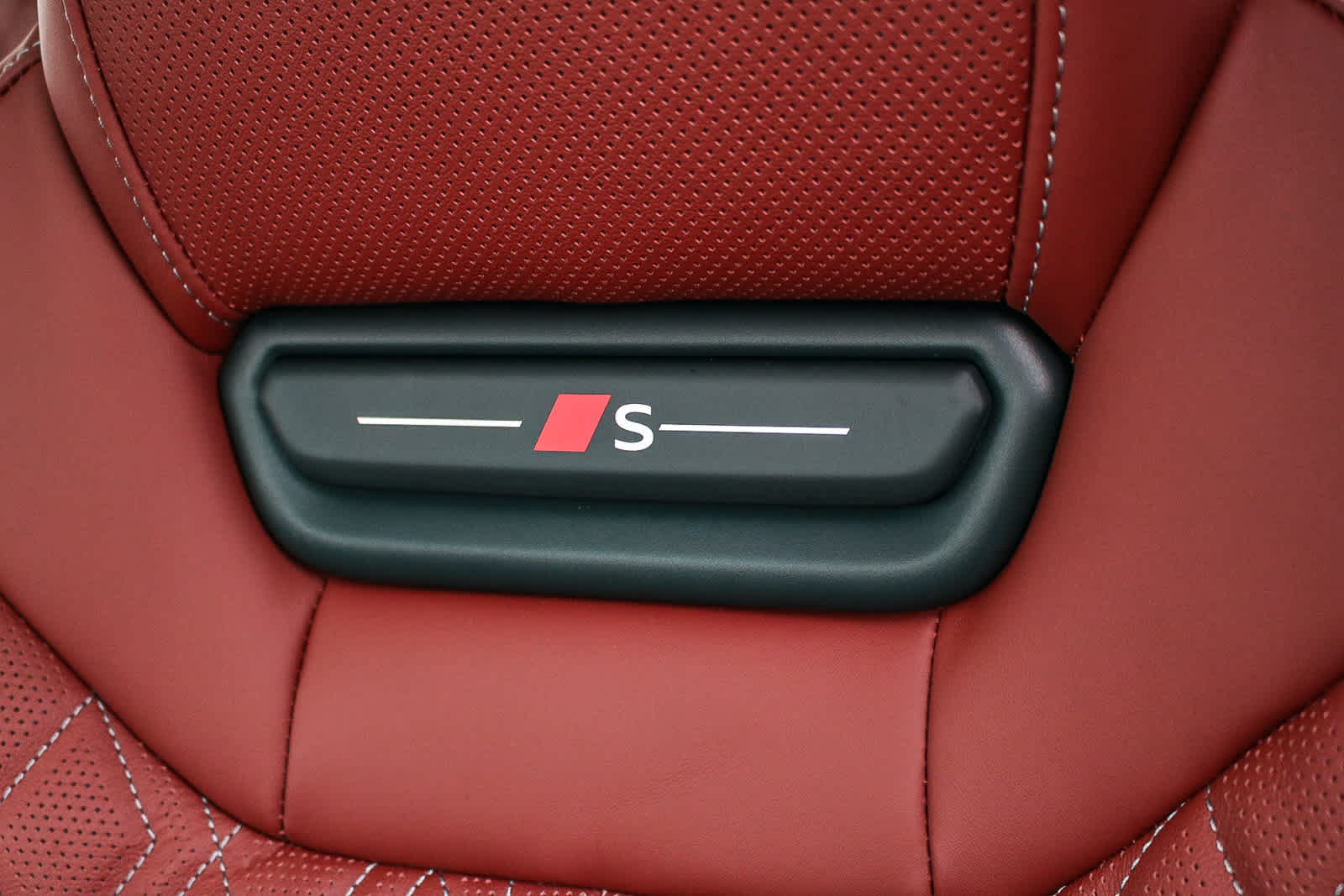 Thumbnail: 2025 Audi S5 - 40