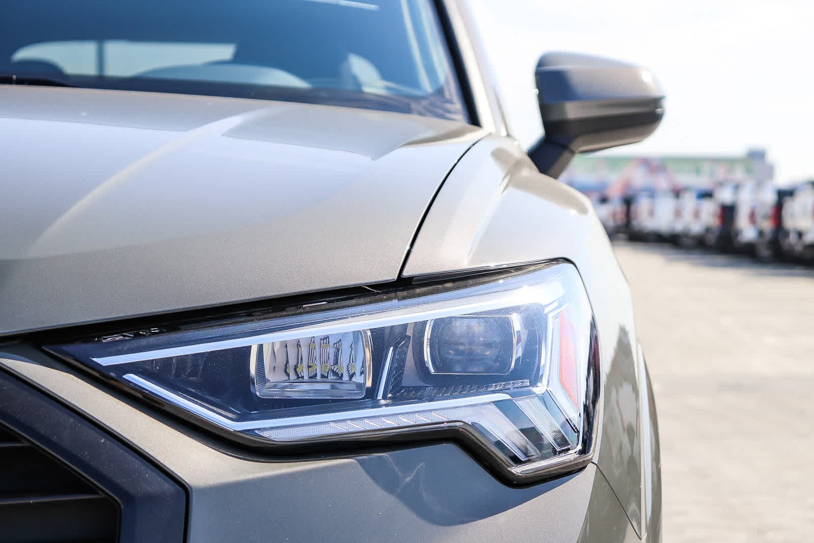 Thumbnail: 2025 Audi Q3 - 4