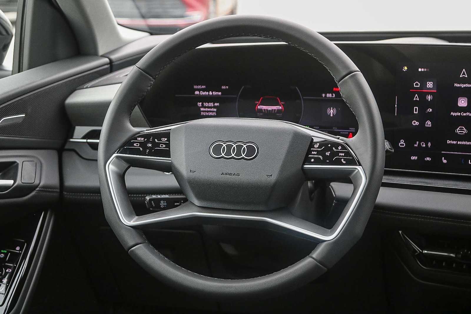 Thumbnail: 2025 Audi Q6 e-tron - 15