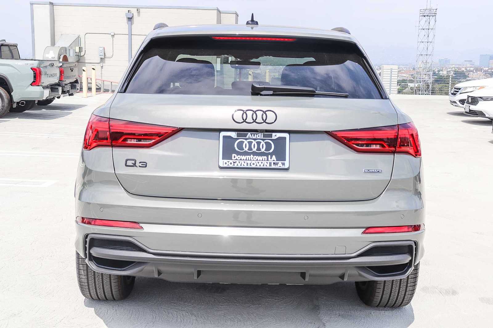 Thumbnail: 2025 Audi Q3 - 5