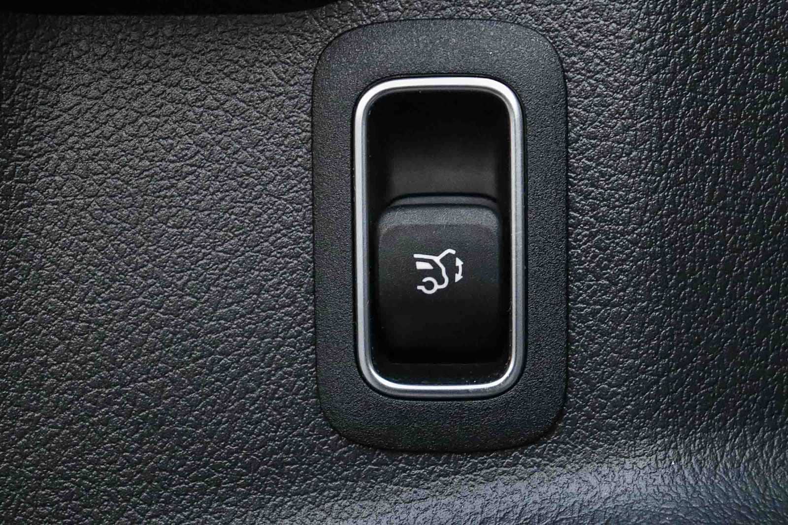 Thumbnail: 2023 Mercedes-Benz GLA - 28