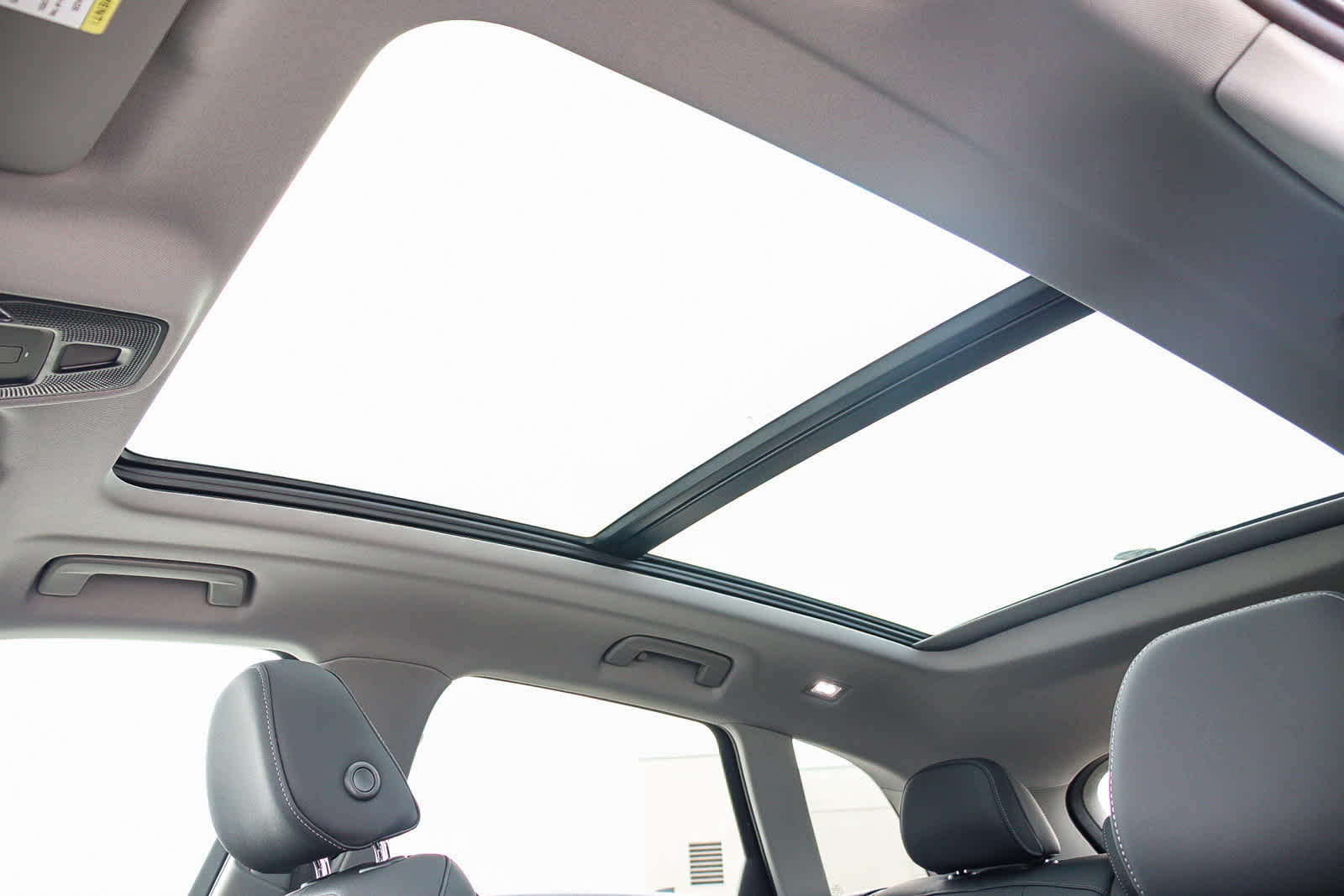 Thumbnail: 2025 Audi Q5 - 36