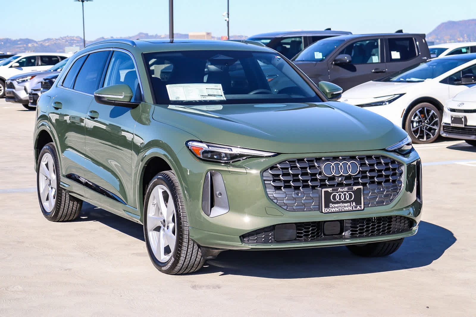 Thumbnail: 2025 Audi Q5 - 3