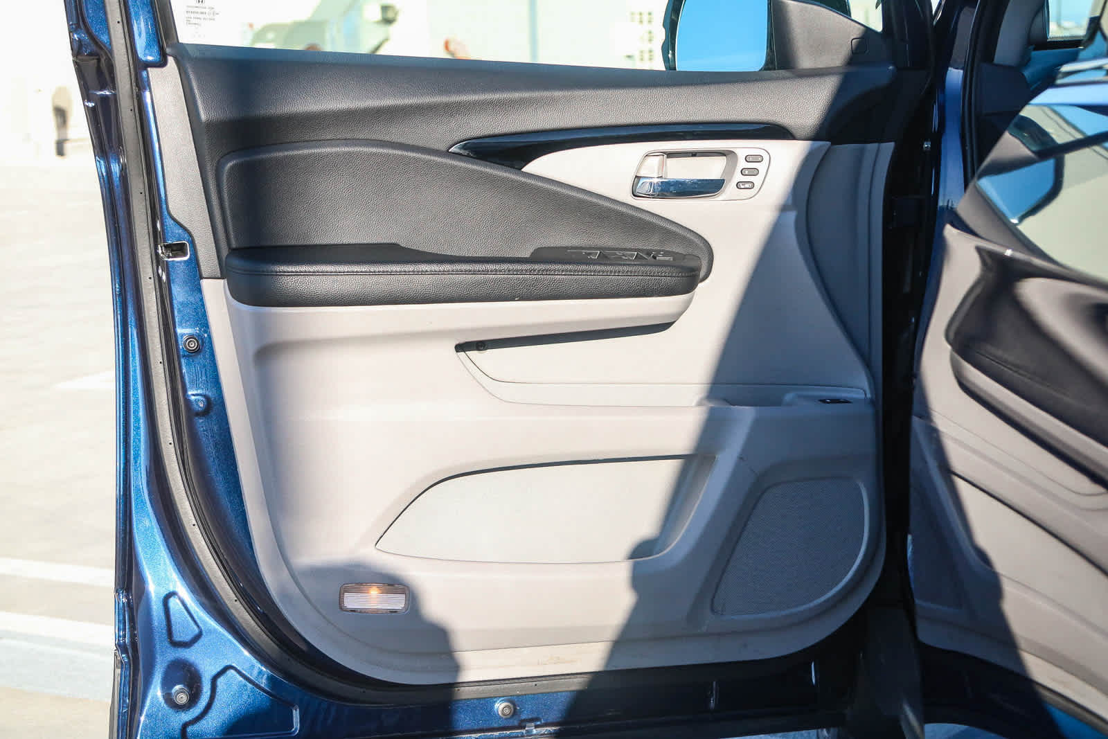 Thumbnail: 2022 Honda Pilot - 25