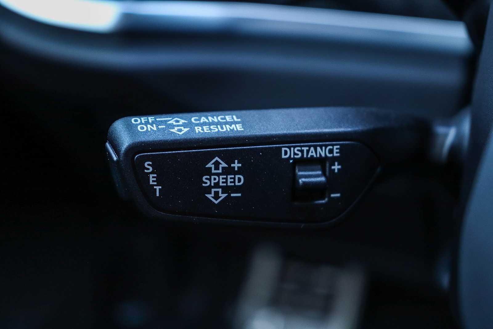 Thumbnail: 2025 Audi Q3 - 33