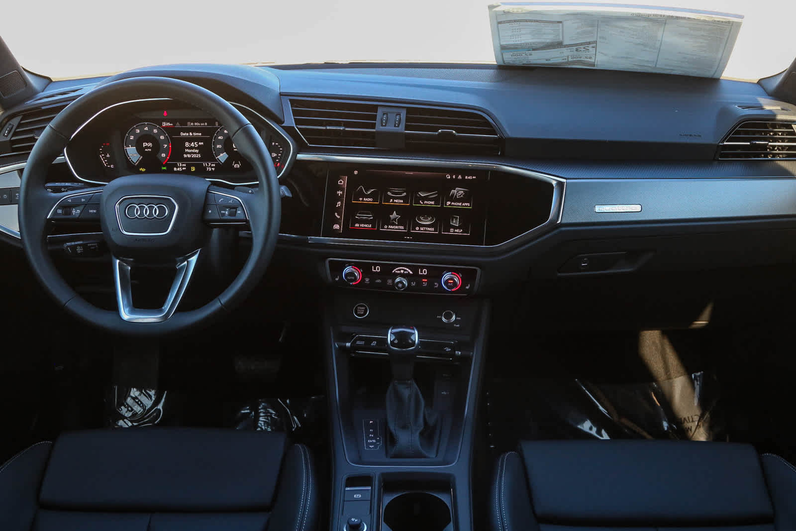 Thumbnail: 2025 Audi Q3 - 17