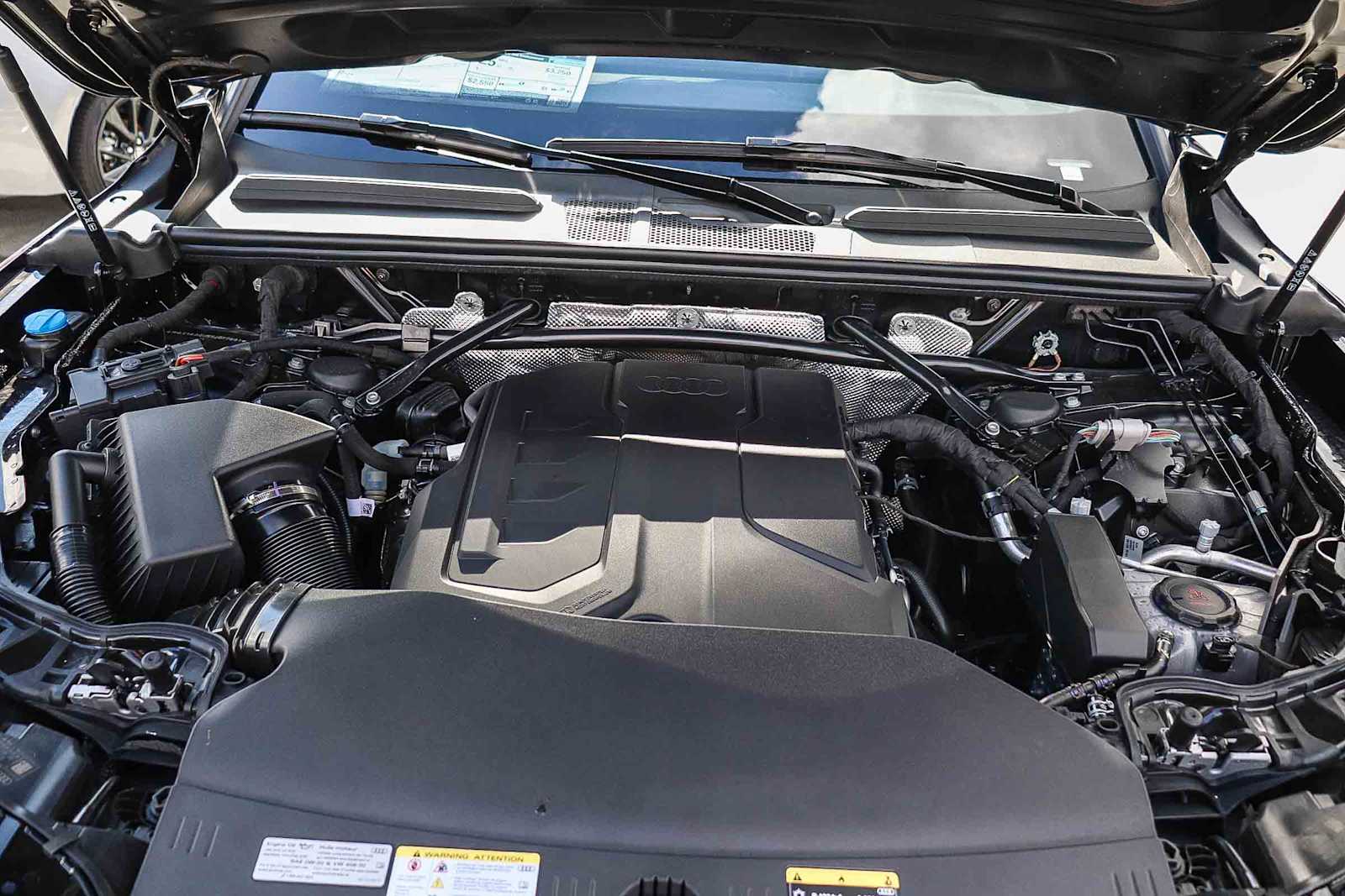 Thumbnail: 2025 Audi Q5 - 38