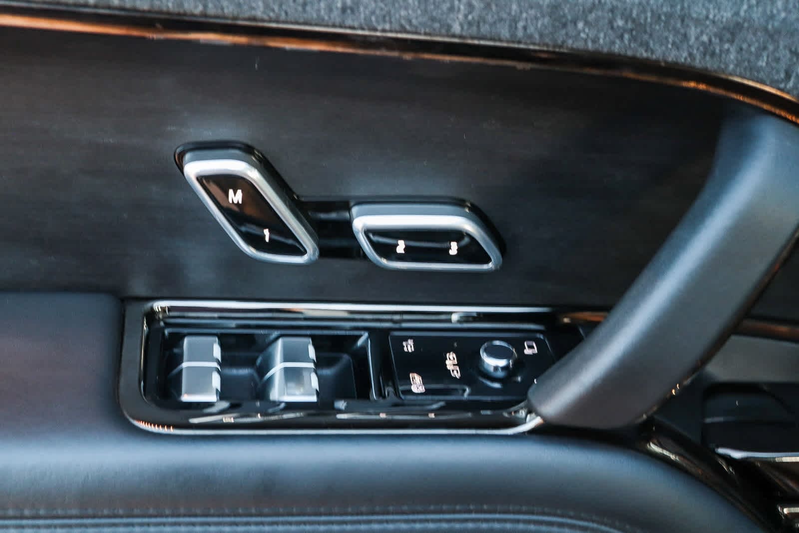 Thumbnail: 2023 Land Rover Range Rover Sport - 27