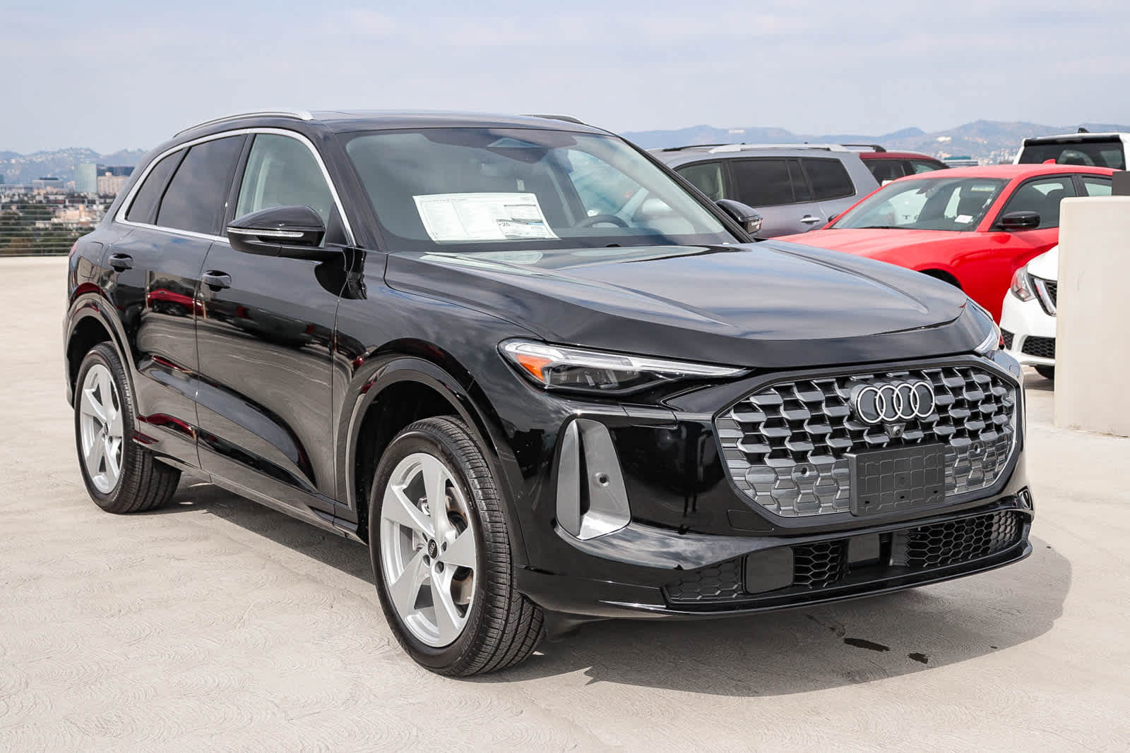 Thumbnail: 2025 Audi Q5 - 3