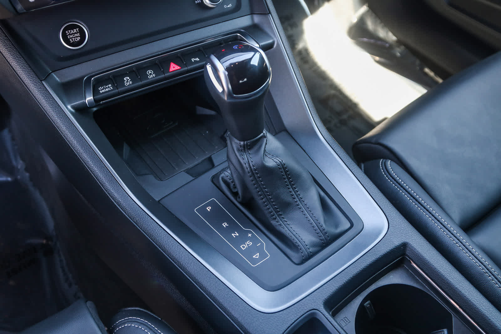 Thumbnail: 2025 Audi Q3 - 28