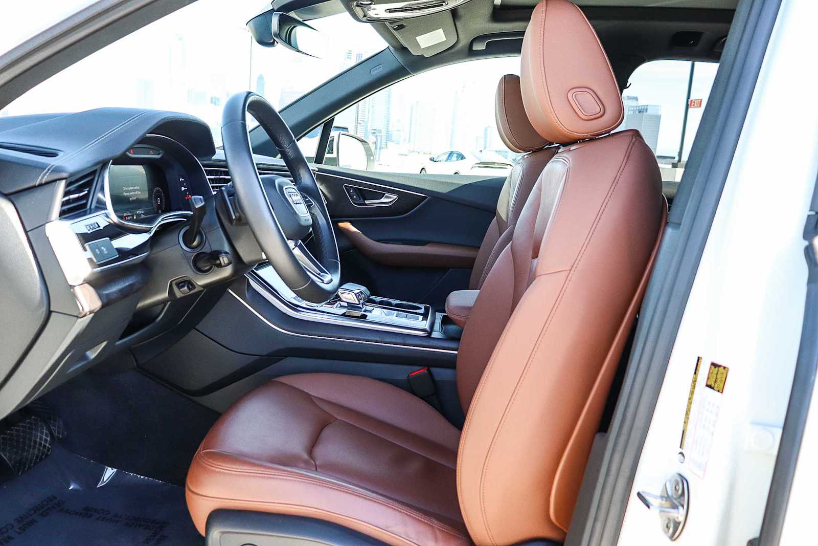 Thumbnail: 2023 Audi Q7 - 24