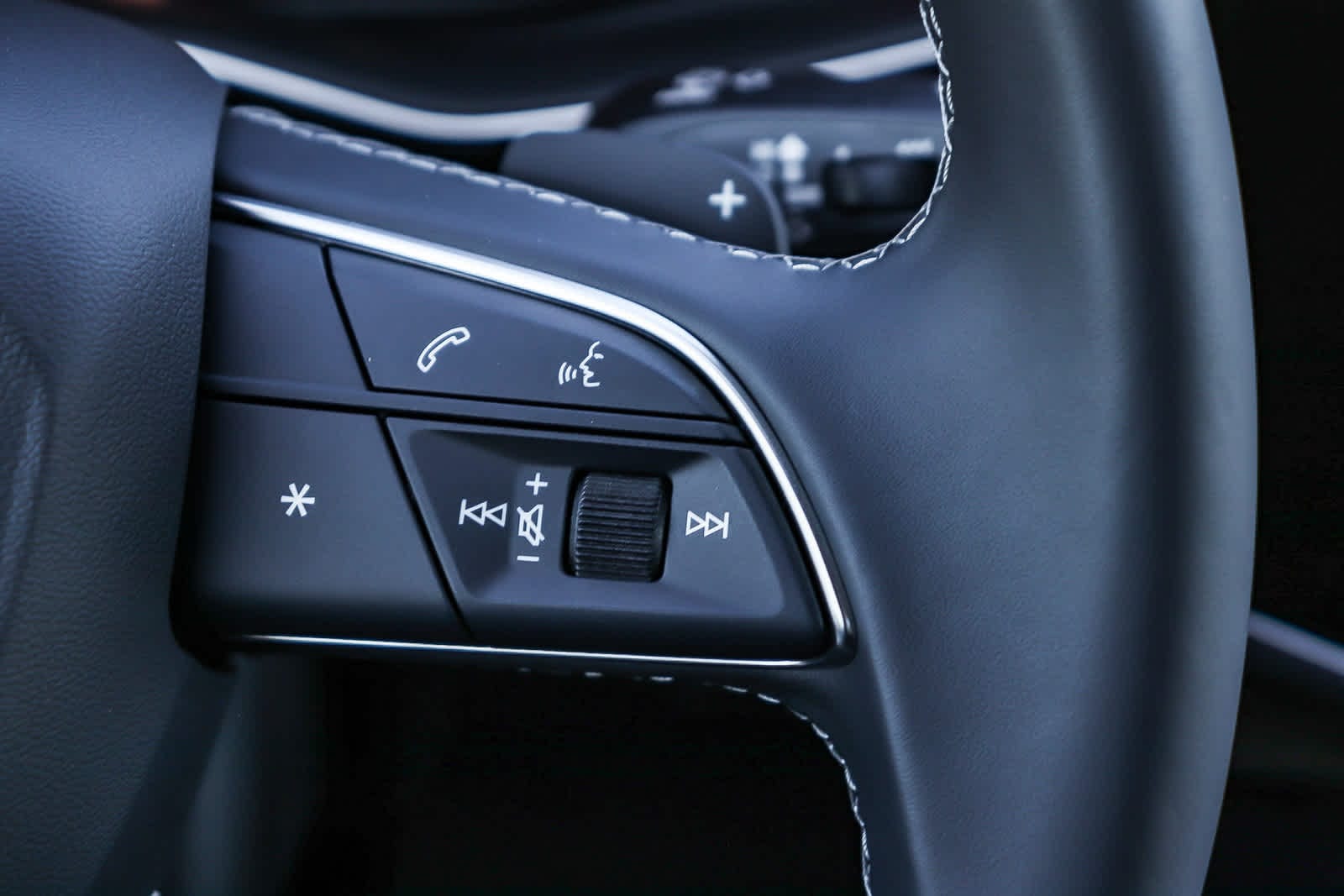 Thumbnail: 2026 Audi Q8 - 20