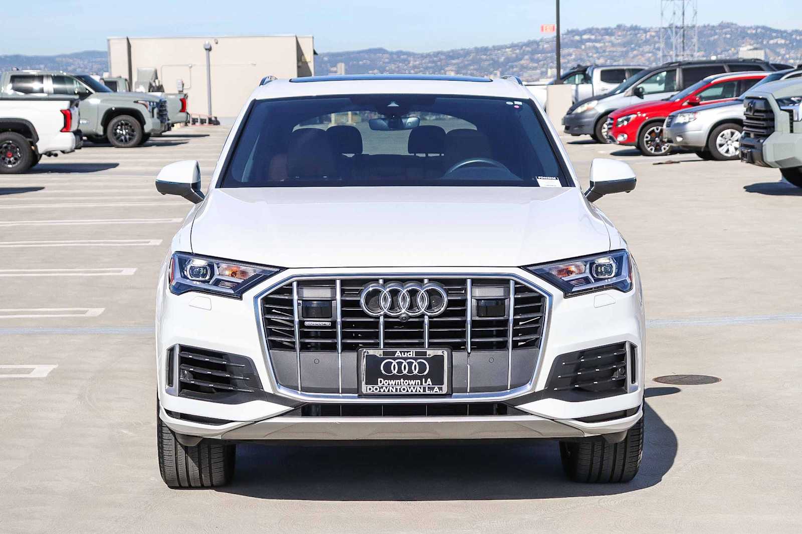 Thumbnail: 2023 Audi Q7 - 2