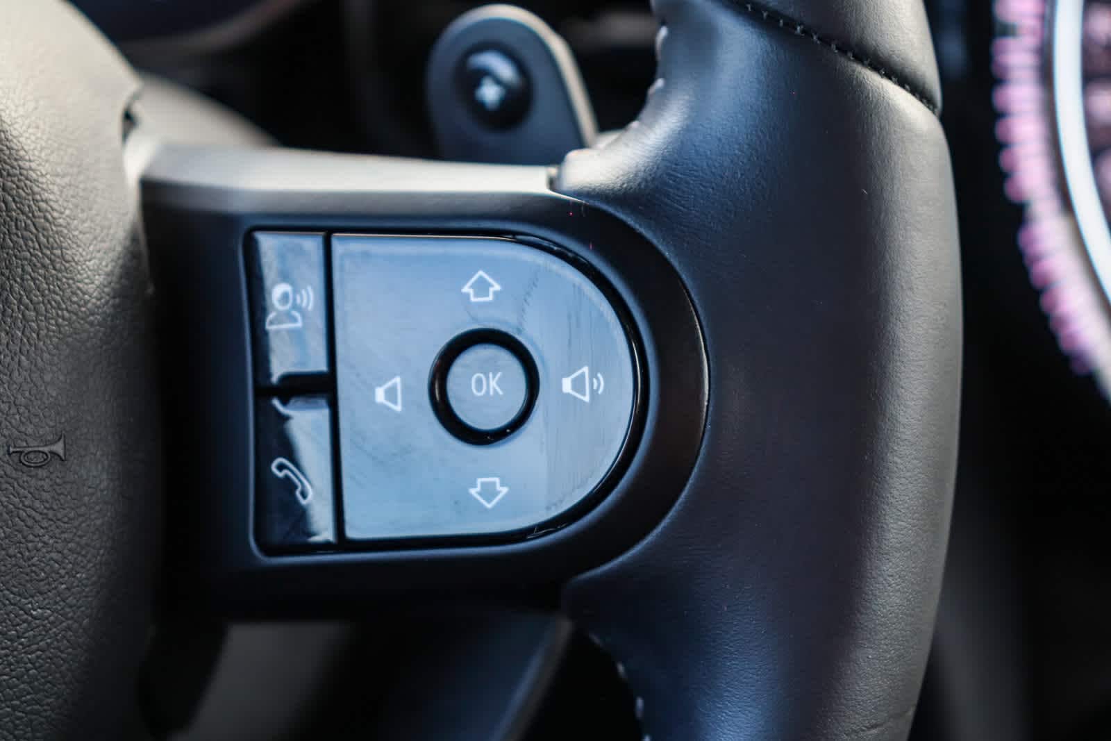 Thumbnail: 2023 MINI Cooper Hardtop - 18