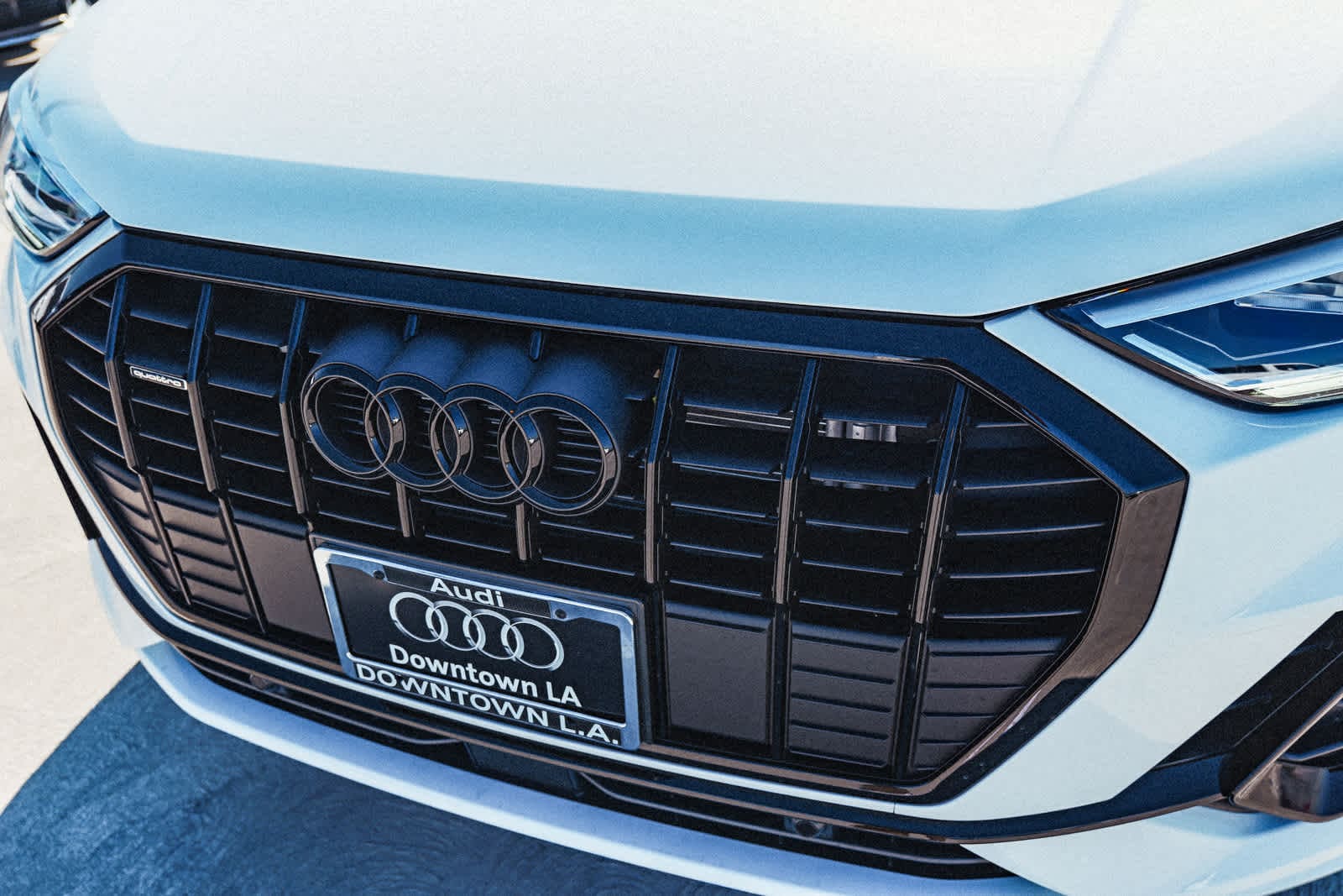 Thumbnail: 2025 Audi Q3 - 10