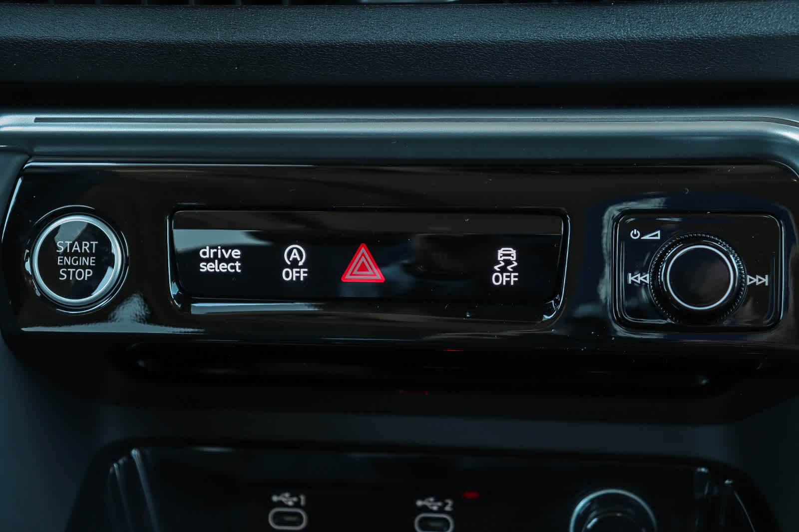 Thumbnail: 2025 Audi Q5 - 18