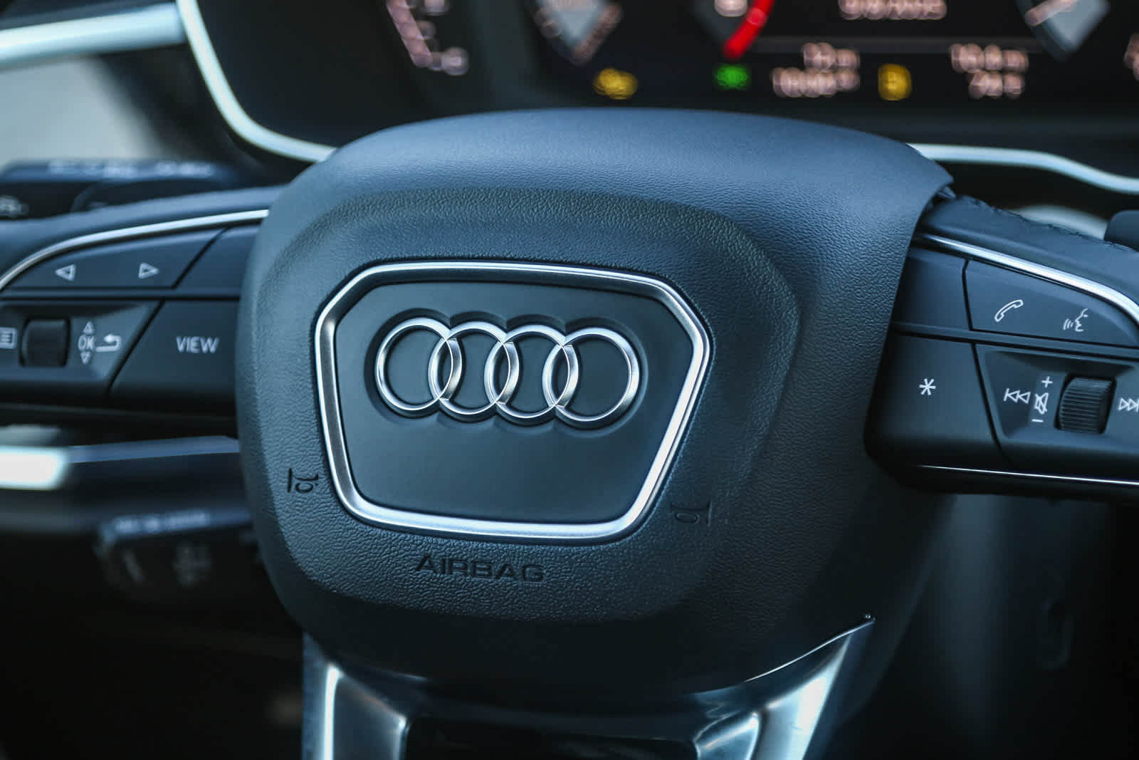 Thumbnail: 2025 Audi Q3 - 24