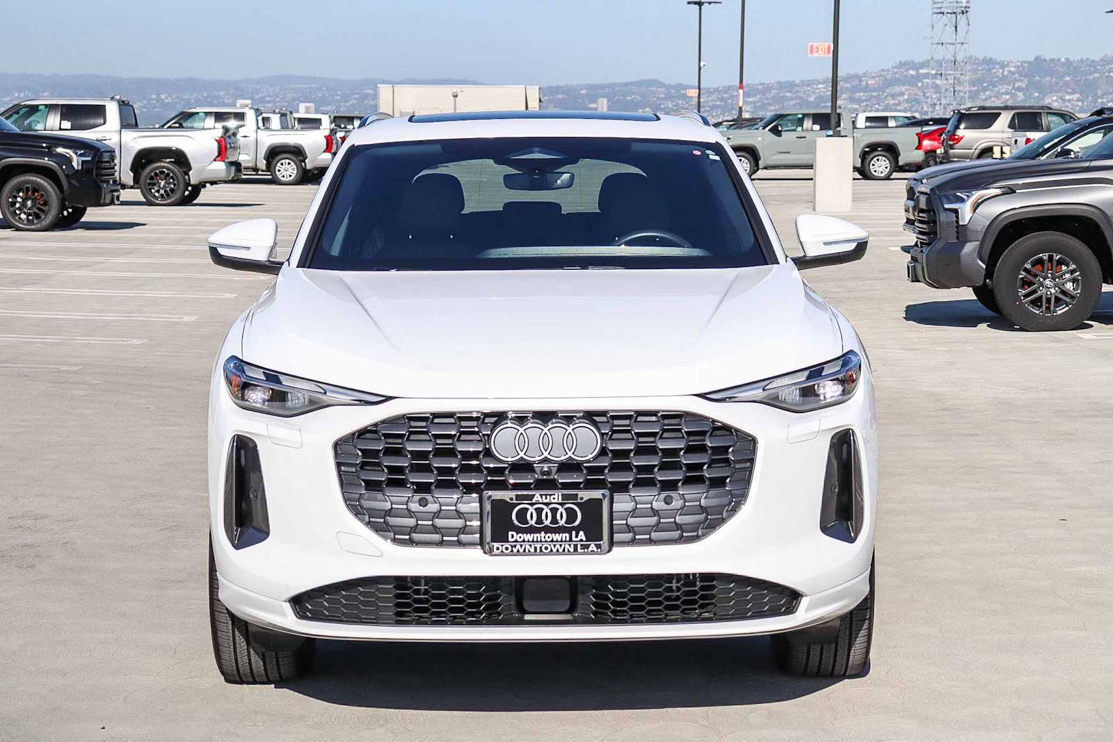 Thumbnail: 2025 Audi Q5 - 2