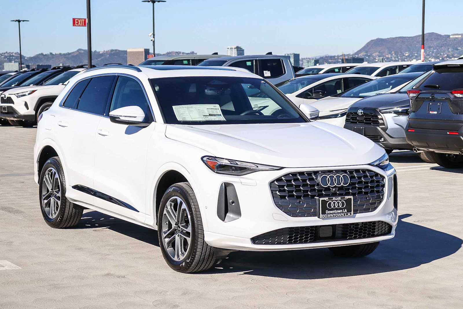 Thumbnail: 2025 Audi Q5 - 3